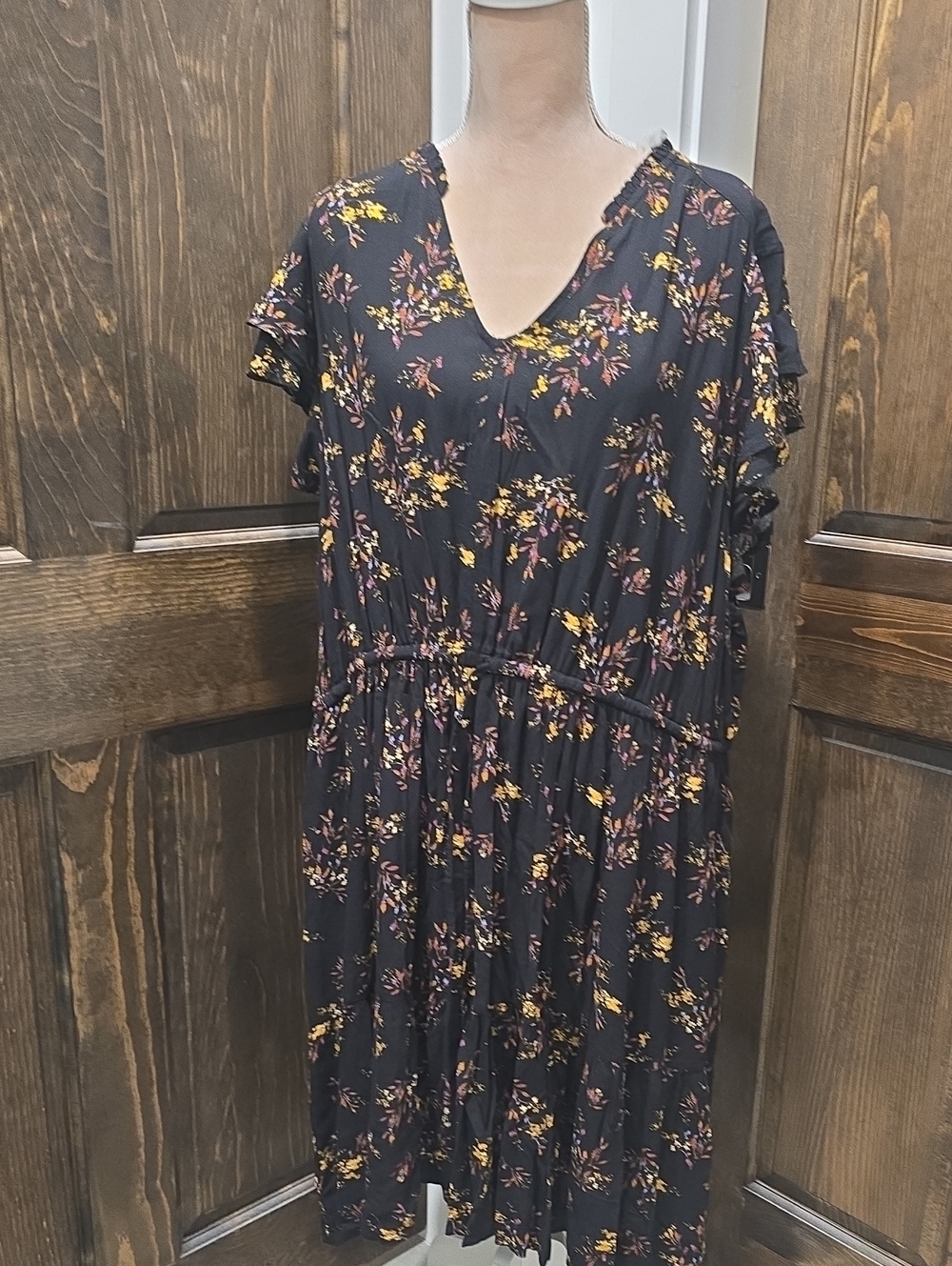 Black Floral Midi Dress with V-Neck and Ruffle Sleeves